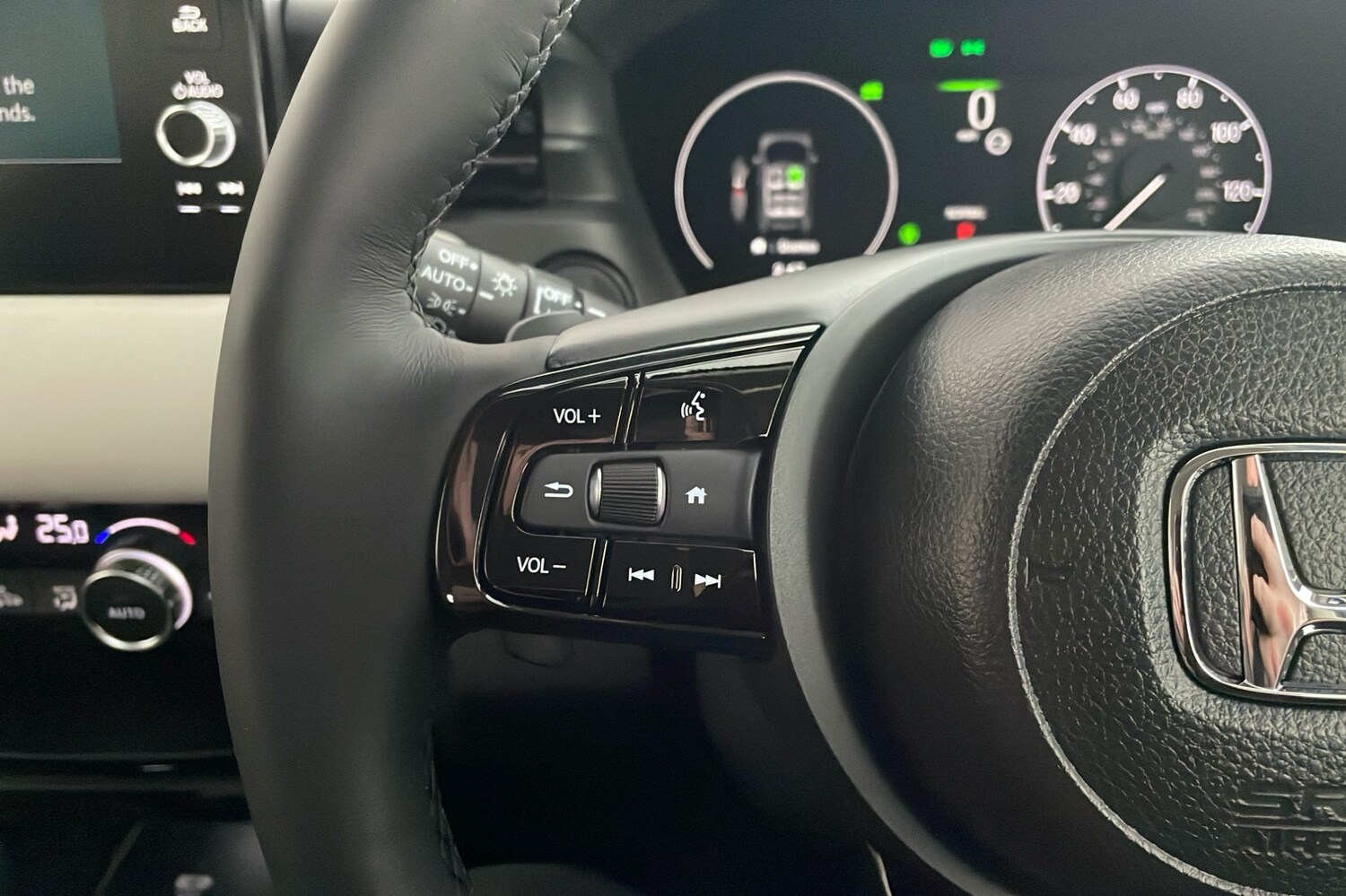 Used Honda HR-V 2025 for sale - 77729394: Photo 17