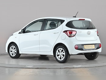 Used Hyundai i10 2018 for sale - 78576552: Photo