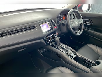 Used Honda HR-V 2017 for sale - 78956166: Photo