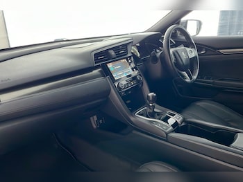 Used Honda Civic 2017 for sale - 79365802: Photo
