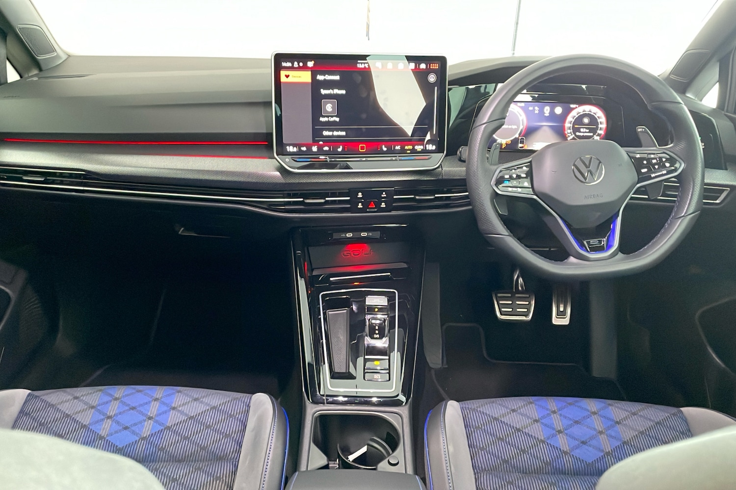 Used Volkswagen Golf 2024 for sale - 78012554: Photo 2