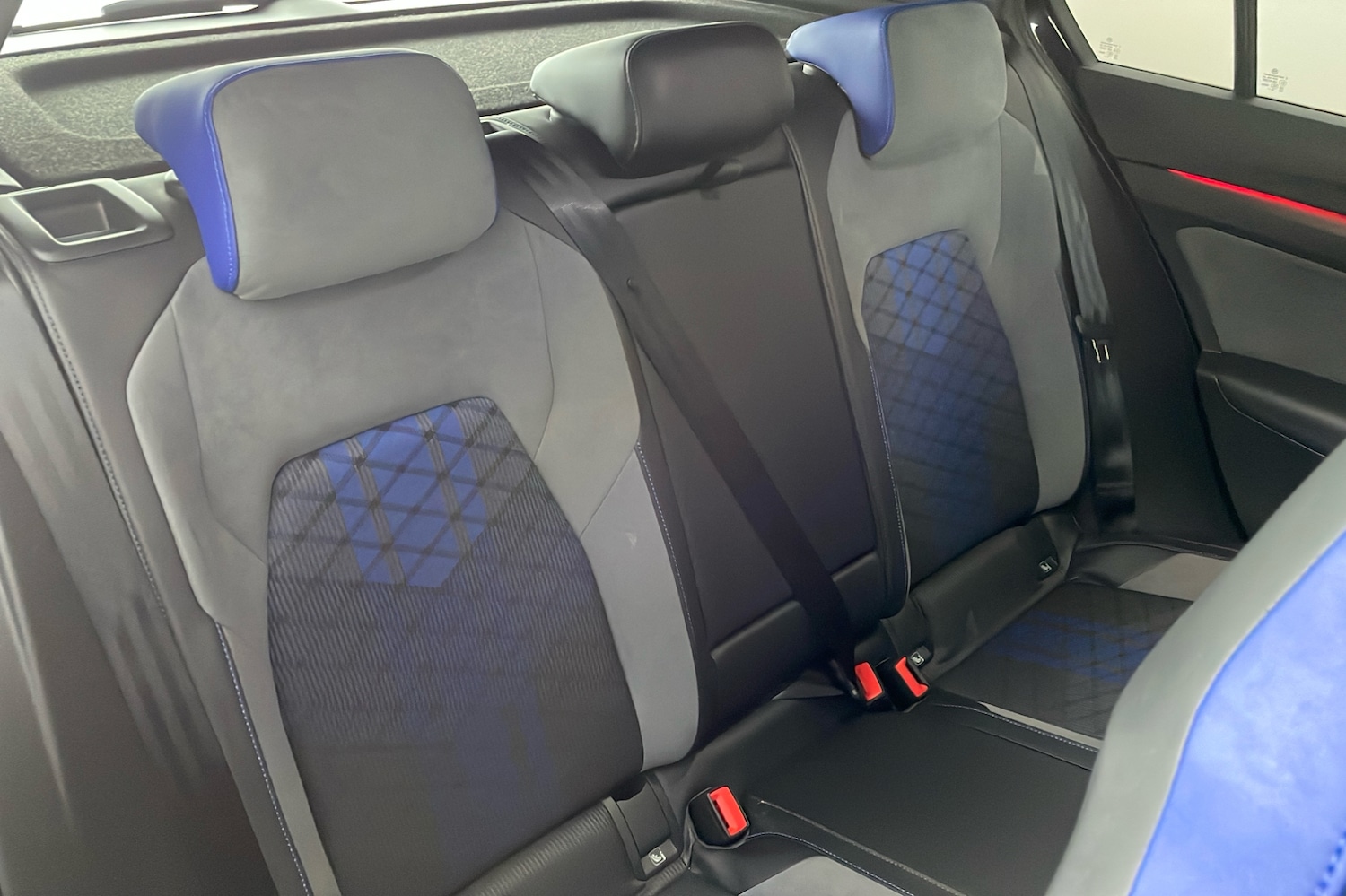 Used Volkswagen Golf 2024 for sale - 78012554: Photo 3