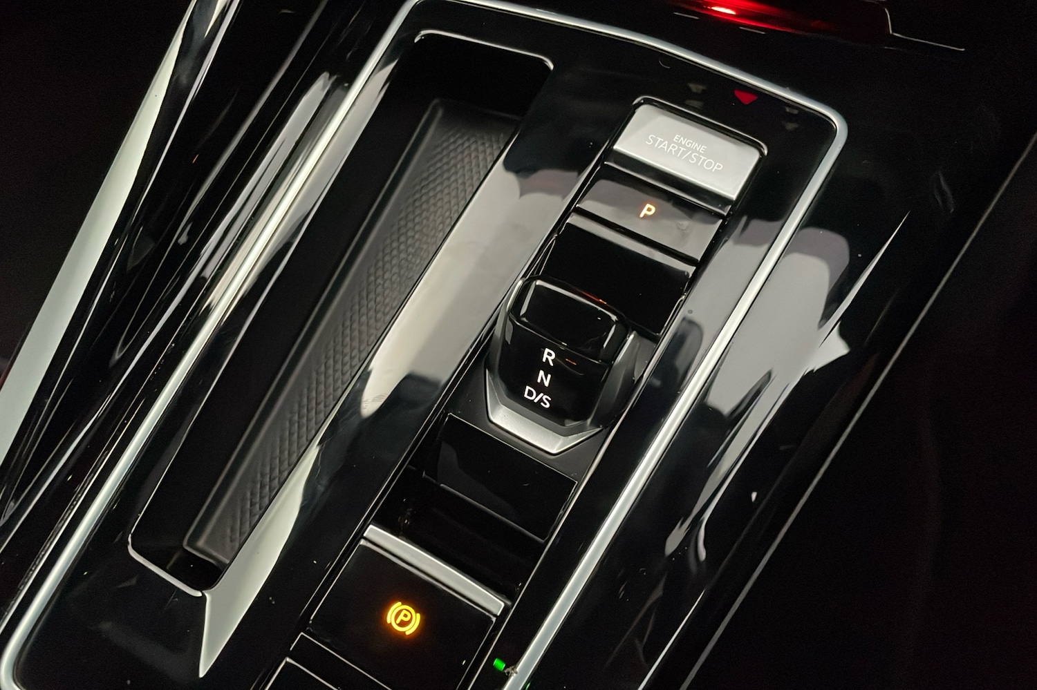 Used Volkswagen Golf 2024 for sale - 78012554: Photo 4