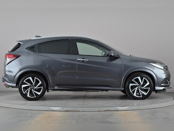 Used Honda HR-V 2020 for sale - 77976942: Photo