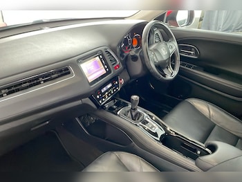Used Honda HR-V 2018 for sale - 78980774: Photo
