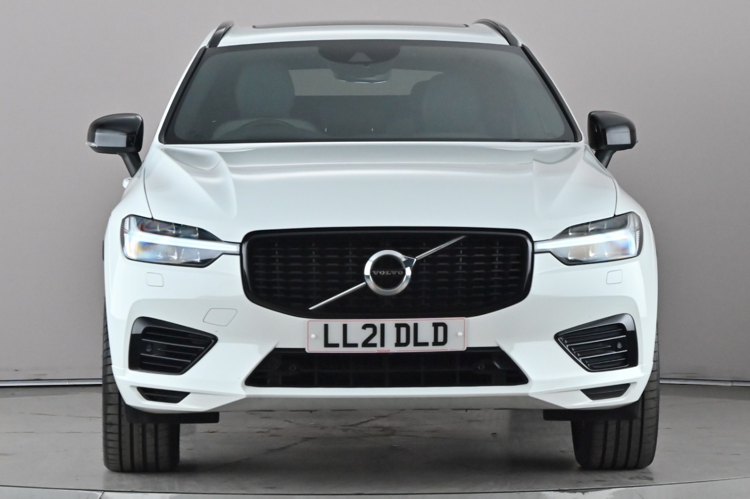 Used Volvo XC60 2021 for sale - 78154862: Photo 2