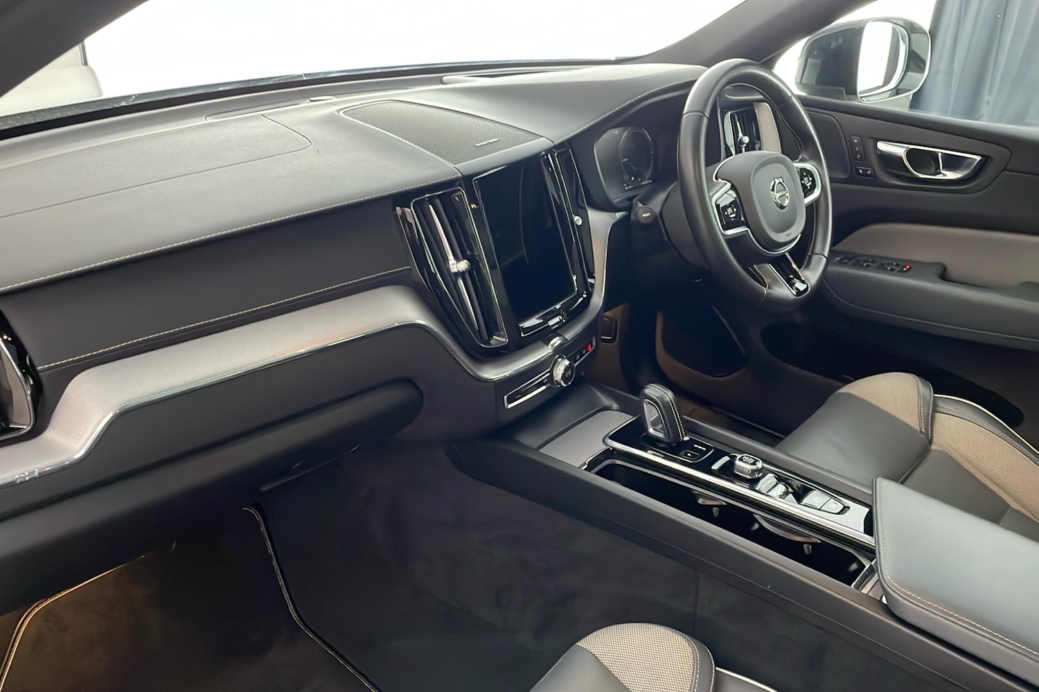 Used Volvo XC60 2021 for sale - 78154862: Photo 23