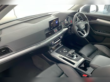 Used Audi Q5 2017 for sale - 78608105: Photo