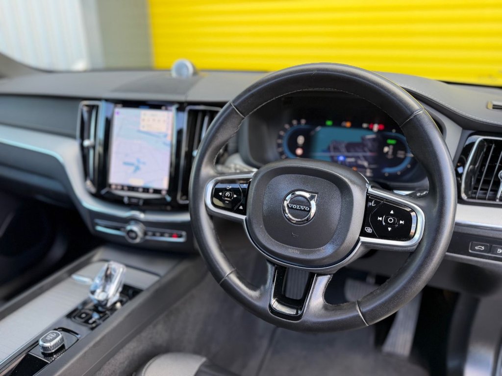 Used Volvo XC60 2023 for sale - 78069140: Photo 12