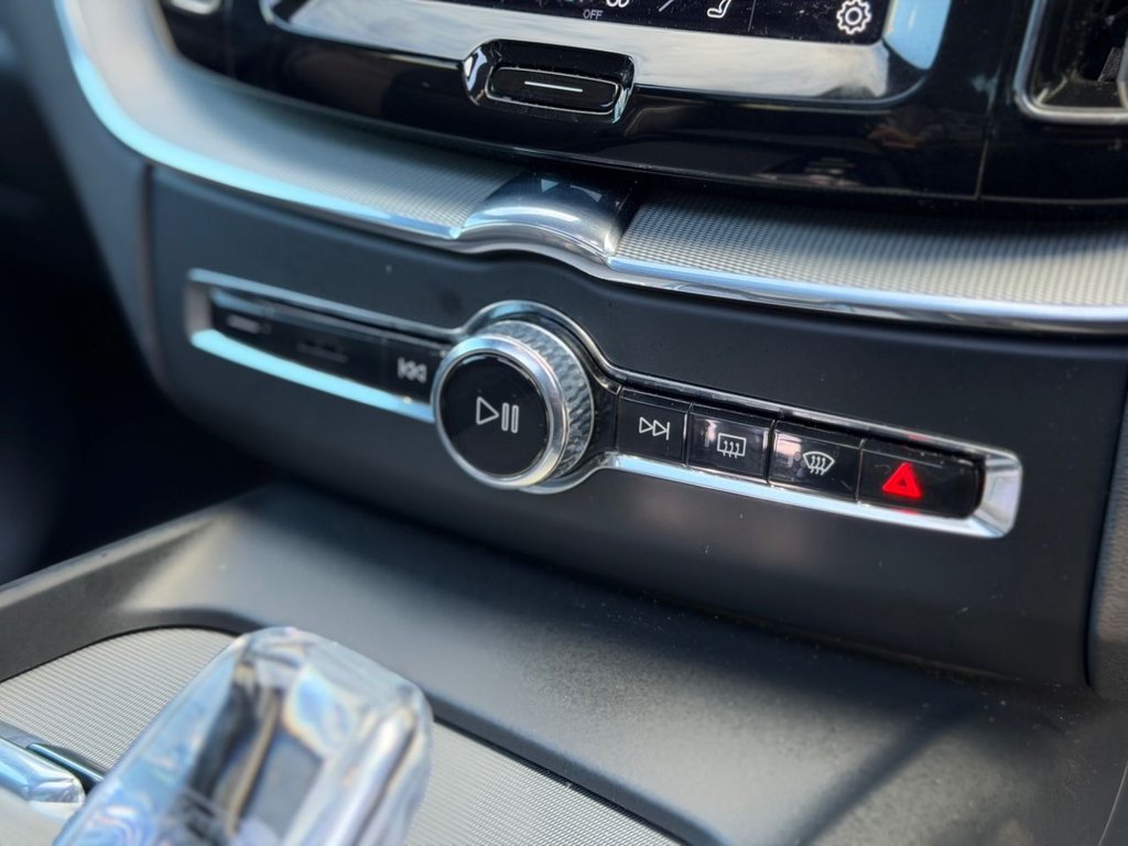 Used Volvo XC60 2023 for sale - 78069140: Photo 32