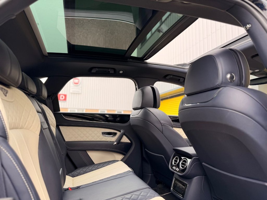 Used Bentley Bentayga 2018 for sale - 77976610: Photo 14