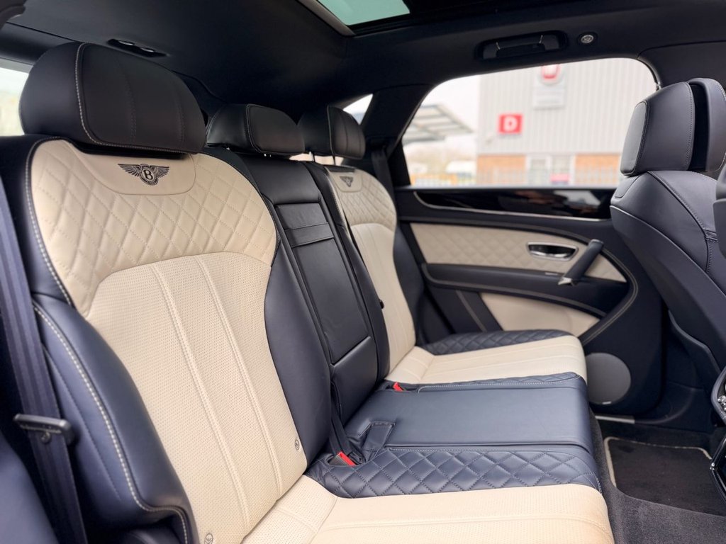 Used Bentley Bentayga 2018 for sale - 77976610: Photo 15