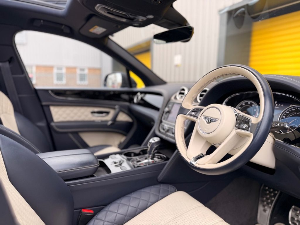 Used Bentley Bentayga 2018 for sale - 77976610: Photo 4