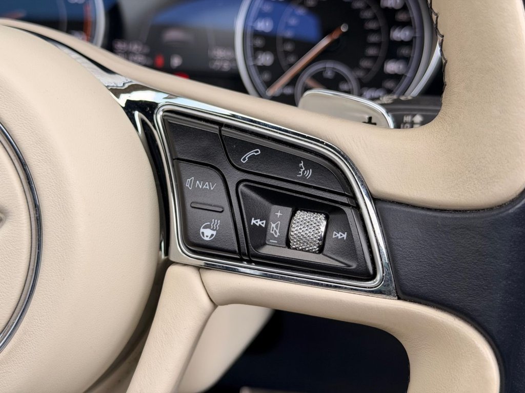 Used Bentley Bentayga 2018 for sale - 77976610: Photo 6