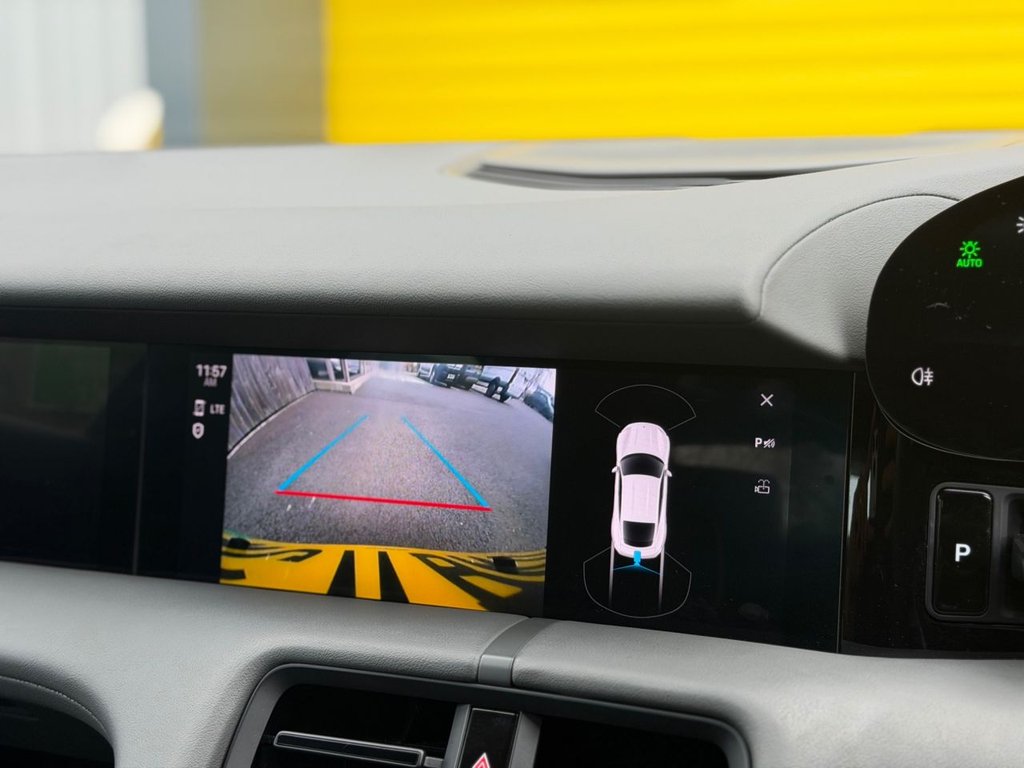 Used Porsche Taycan 2021 for sale - 77991536: Photo 15