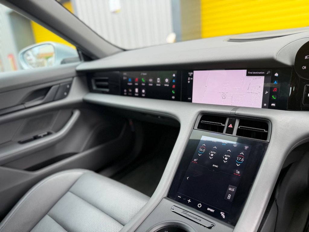 Used Porsche Taycan 2021 for sale - 77991536: Photo 17