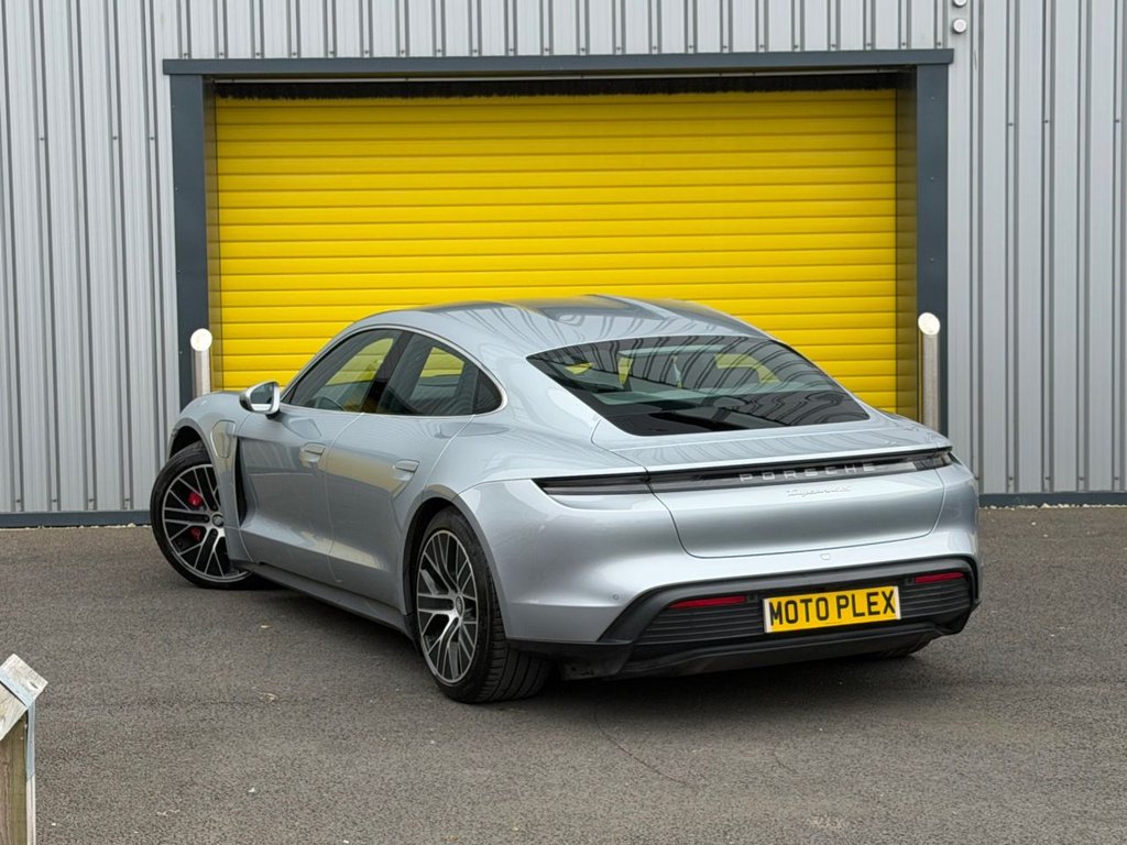 Used Porsche Taycan 2021 for sale - 77991536: Photo 22