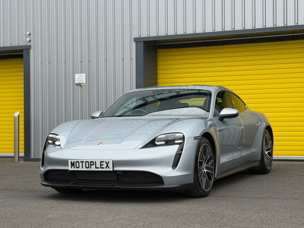 Used Porsche Taycan 2021 for sale - 77991536: Photo 5