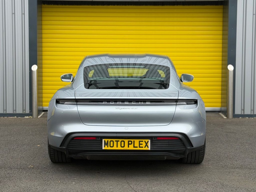 Used Porsche Taycan 2021 for sale - 77991536: Photo 8