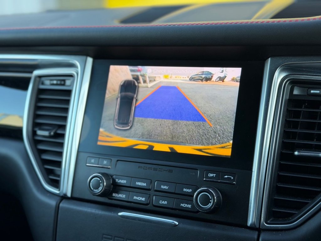 Used Porsche Macan 2018 for sale - 77089427: Photo 12