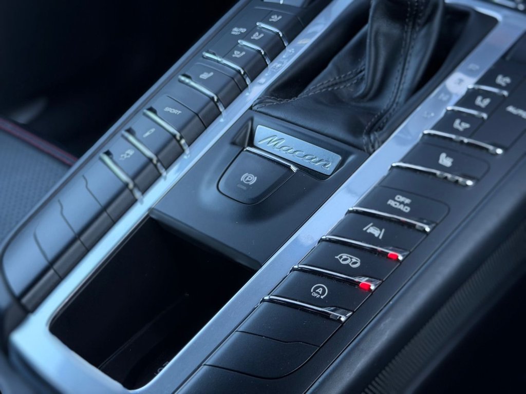 Used Porsche Macan 2018 for sale - 77089427: Photo 26