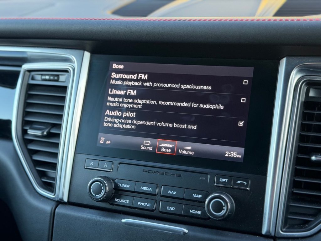 Used Porsche Macan 2018 for sale - 77089427: Photo 32