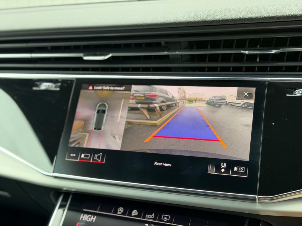 Used Audi Q8 2020 for sale - 76582844: Photo 14