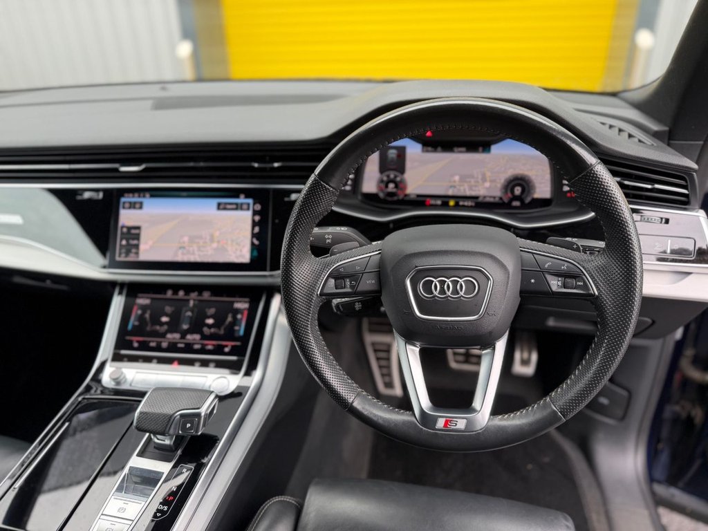 Used Audi Q8 2020 for sale - 76582844: Photo 2