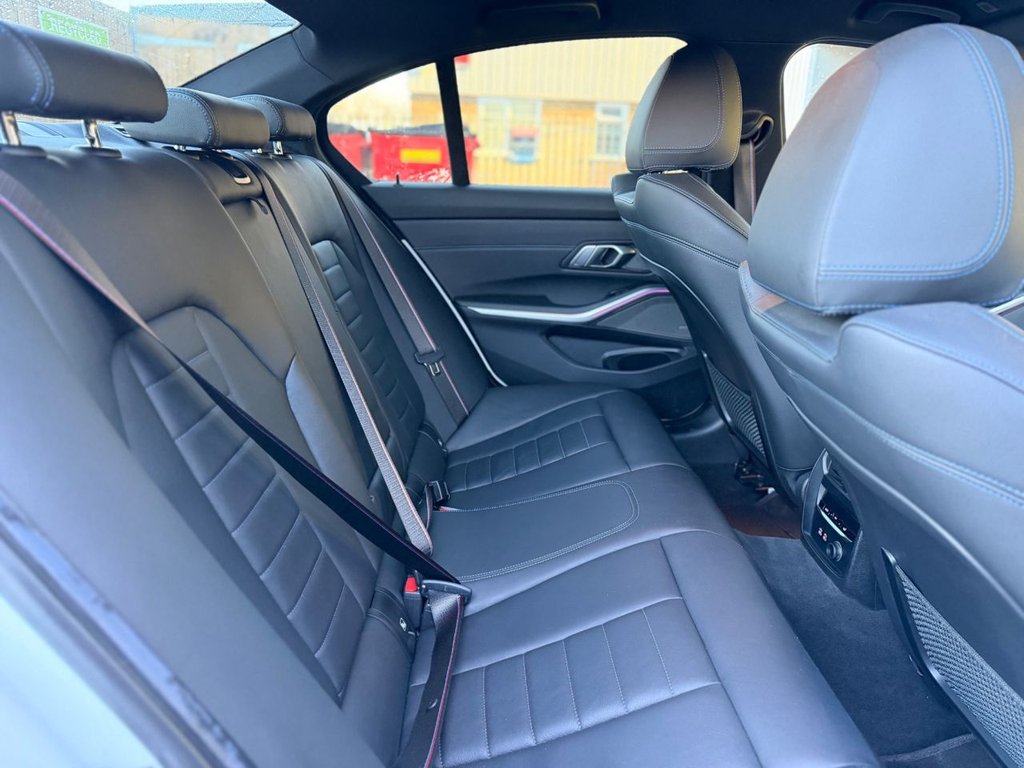 Used BMW 3 Series 2019 for sale - 77200455: Photo 32