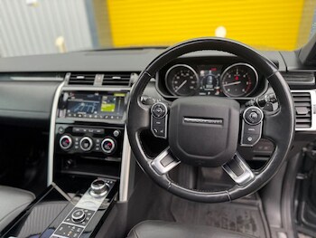 Used Land Rover Discovery 2017 for sale - 76848315: Photo