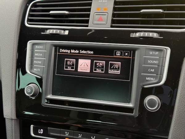 Used Volkswagen Golf 2015 for sale - 76163432: Photo 13