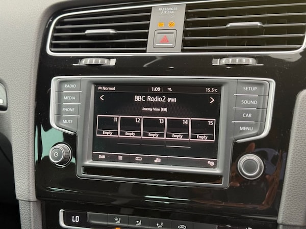 Used Volkswagen Golf 2015 for sale - 76163432: Photo 15