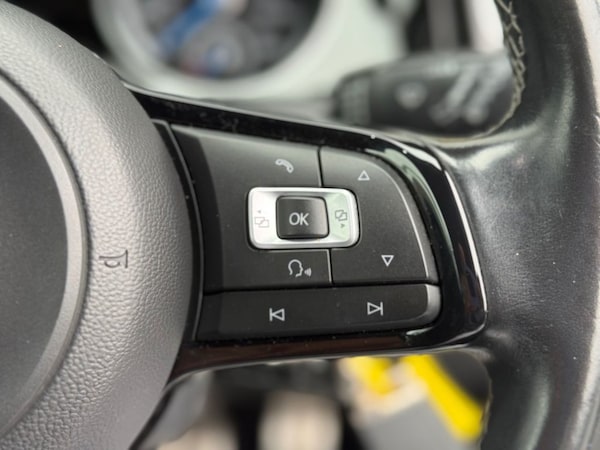 Used Volkswagen Golf 2015 for sale - 76163432: Photo 24