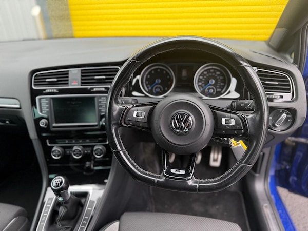Used Volkswagen Golf 2015 for sale - 76163432: Photo 2
