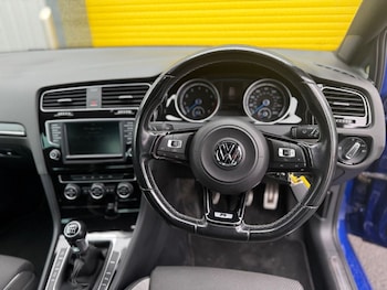 Used Volkswagen Golf 2015 for sale - 76163432: Photo 2