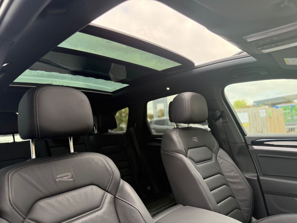 Used Volkswagen Touareg 2022 for sale - 76210676: Photo 12