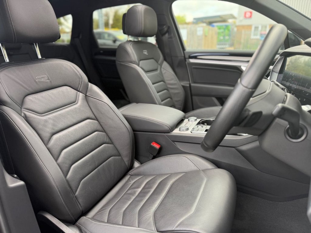 Used Volkswagen Touareg 2022 for sale - 76210676: Photo 13