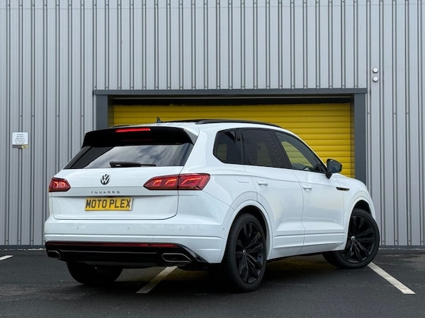 Used Volkswagen Touareg 2022 for sale - 76210676: Photo 8