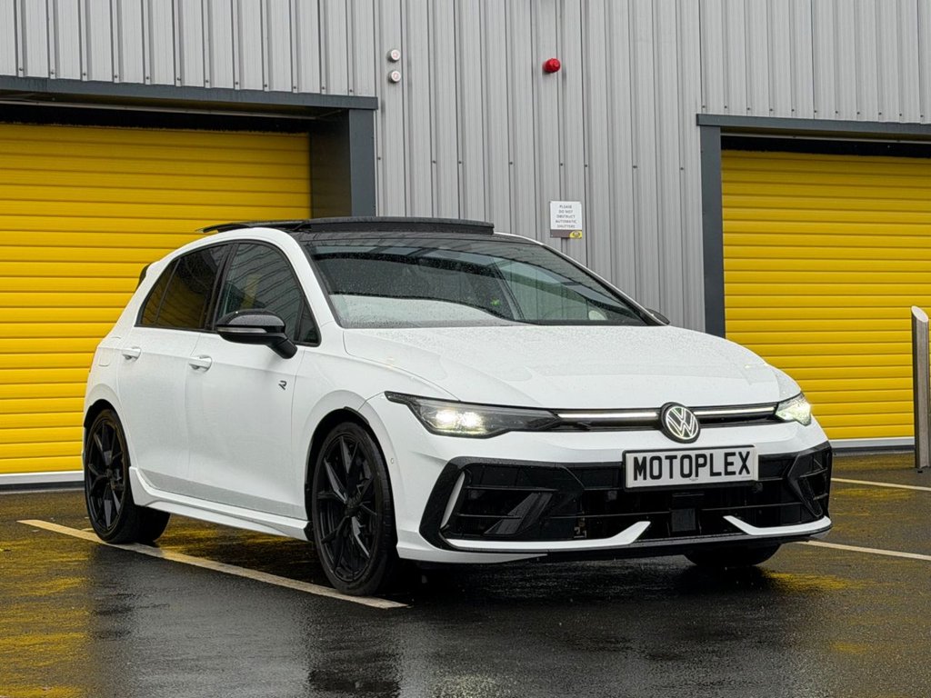 Used Volkswagen Golf 2025 for sale - 76582848: Photo 3