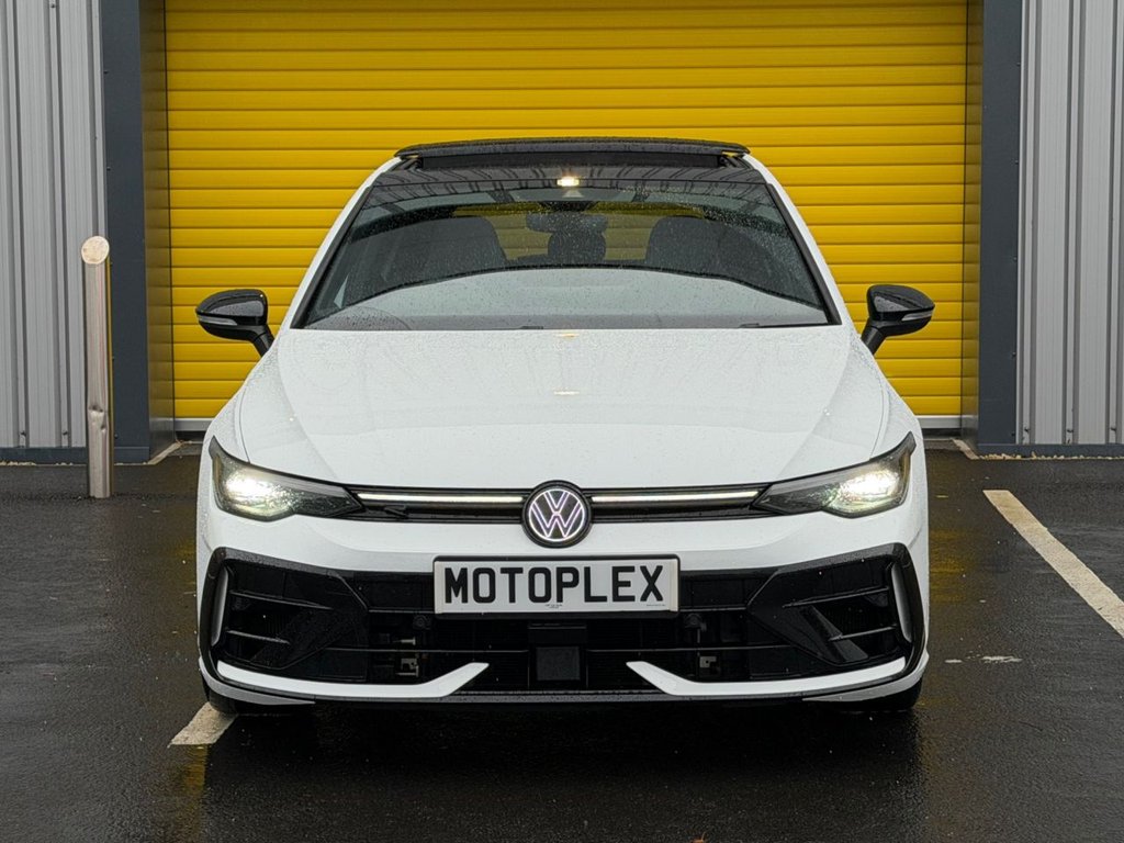 Used Volkswagen Golf 2025 for sale - 76582848: Photo 4