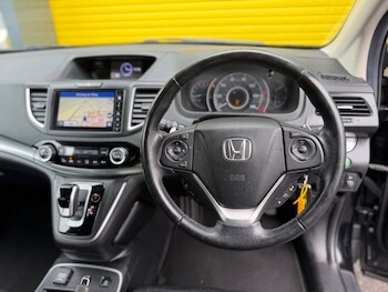 Used Honda CR-V 2017 for sale - 78863811: Photo