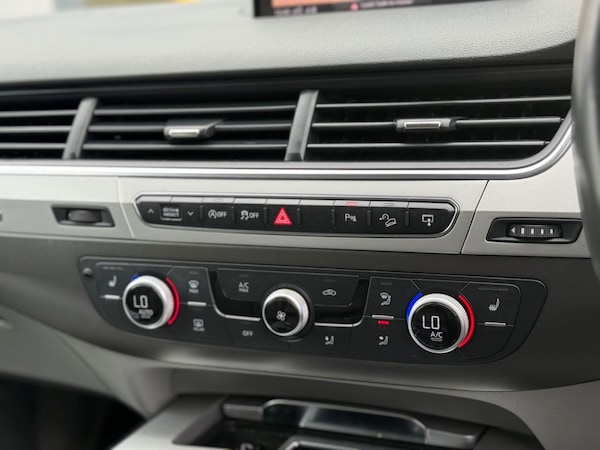 Used Audi Q7 2017 for sale - 76291429: Photo 31