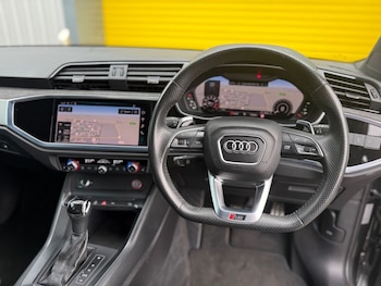 Used Audi RS Q3 2021 for sale - 76406569: Photo