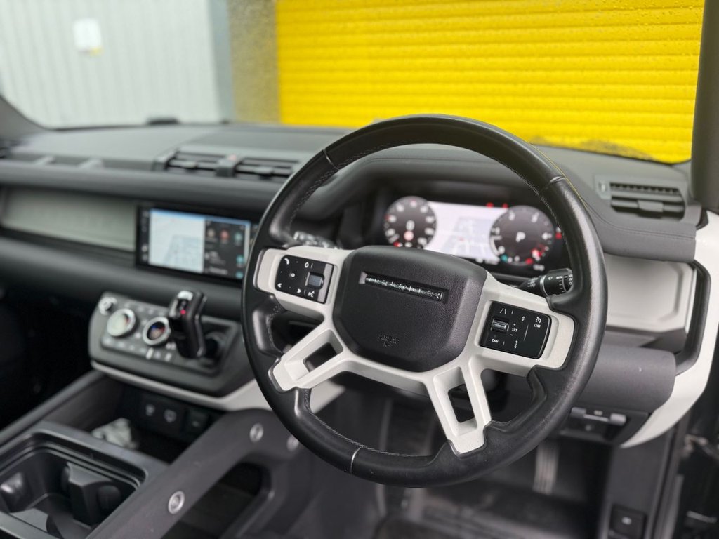 Used Land Rover Defender 2022 for sale - 76021816: Photo 10