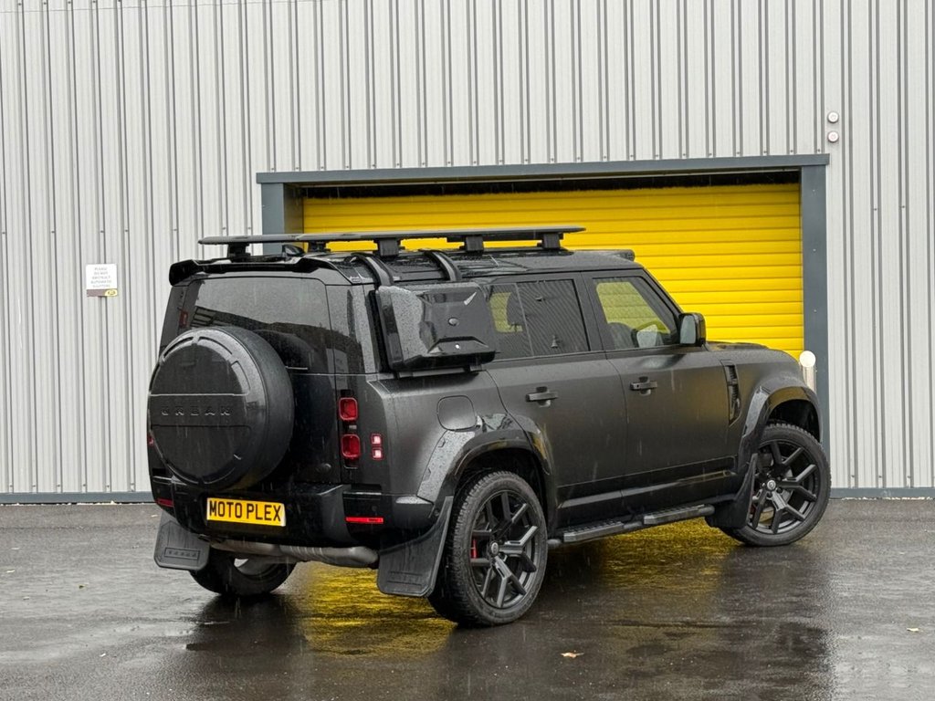 Used Land Rover Defender 2022 for sale - 76021816: Photo 16