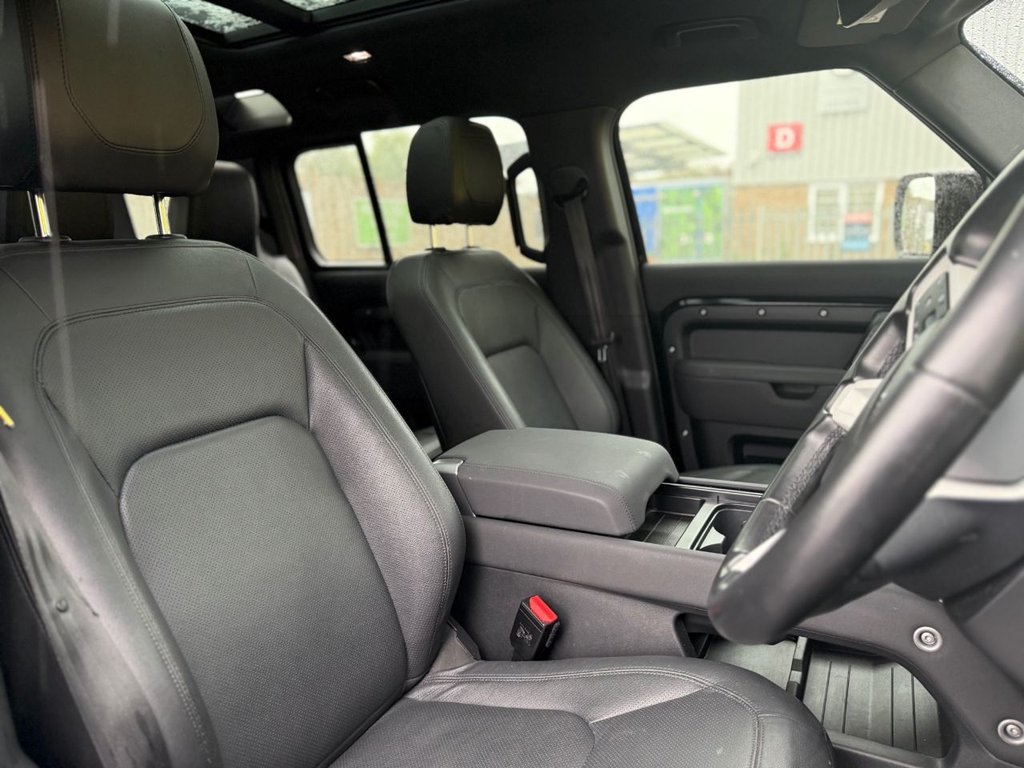 Used Land Rover Defender 2022 for sale - 76021816: Photo 25