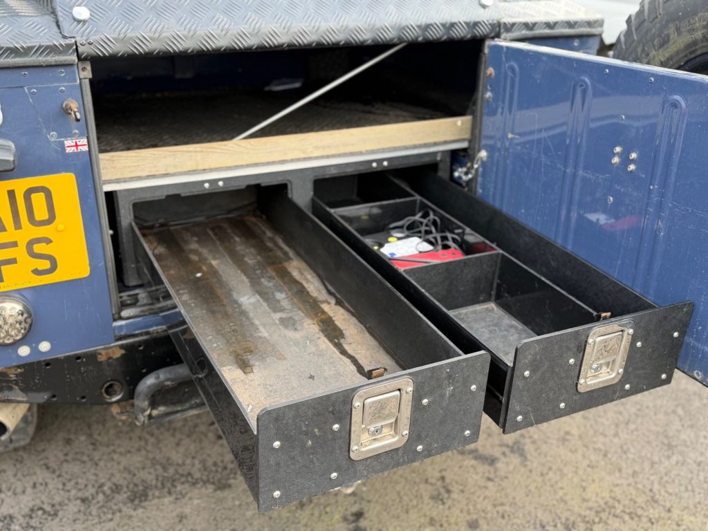 Used Land Rover Defender 2010 for sale - 77655439: Photo 14