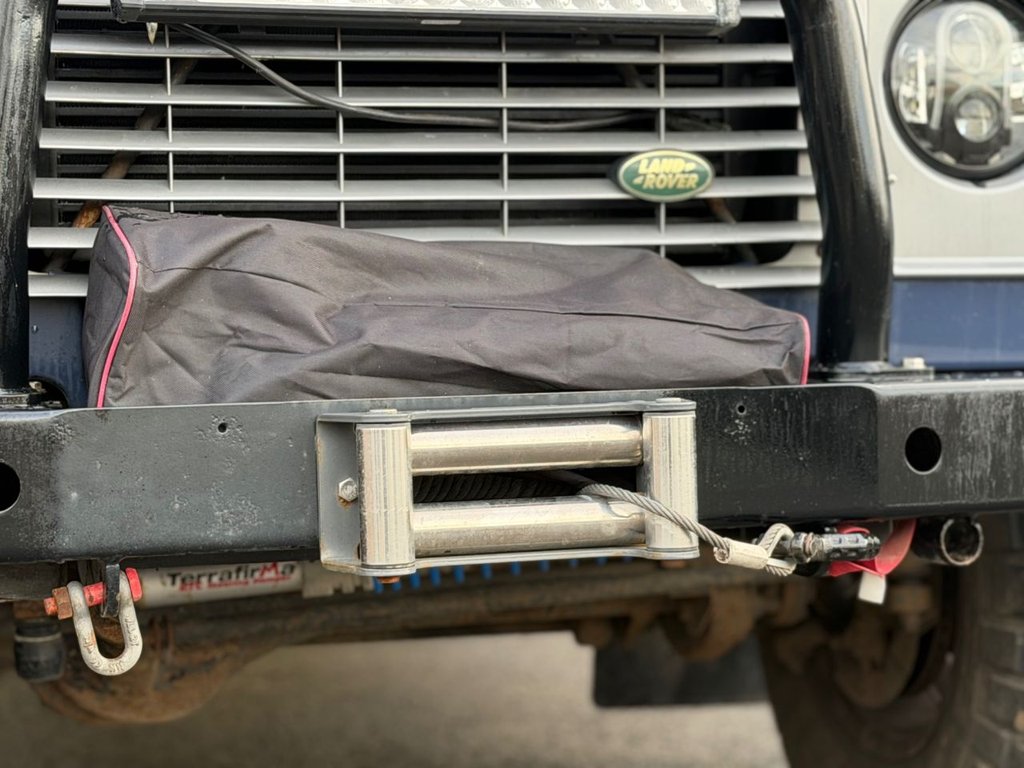 Used Land Rover Defender 2010 for sale - 77655439: Photo 22