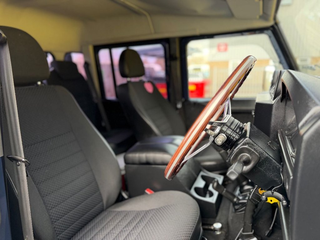 Used Land Rover Defender 2010 for sale - 77655439: Photo 30