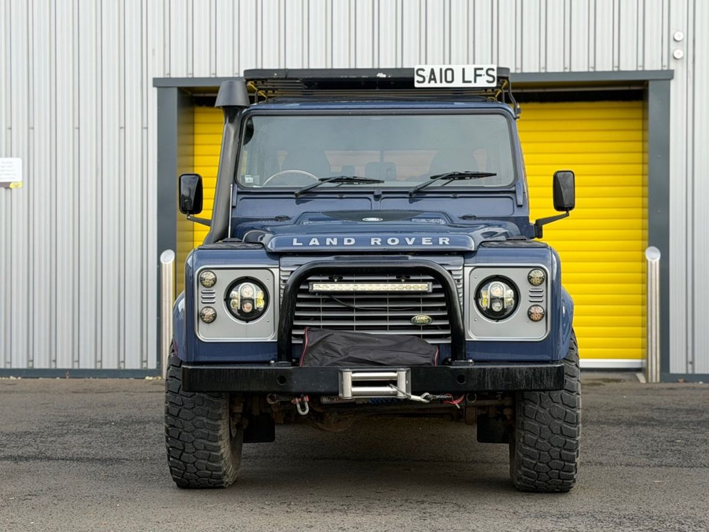 Used Land Rover Defender 2010 for sale - 77655439: Photo 4